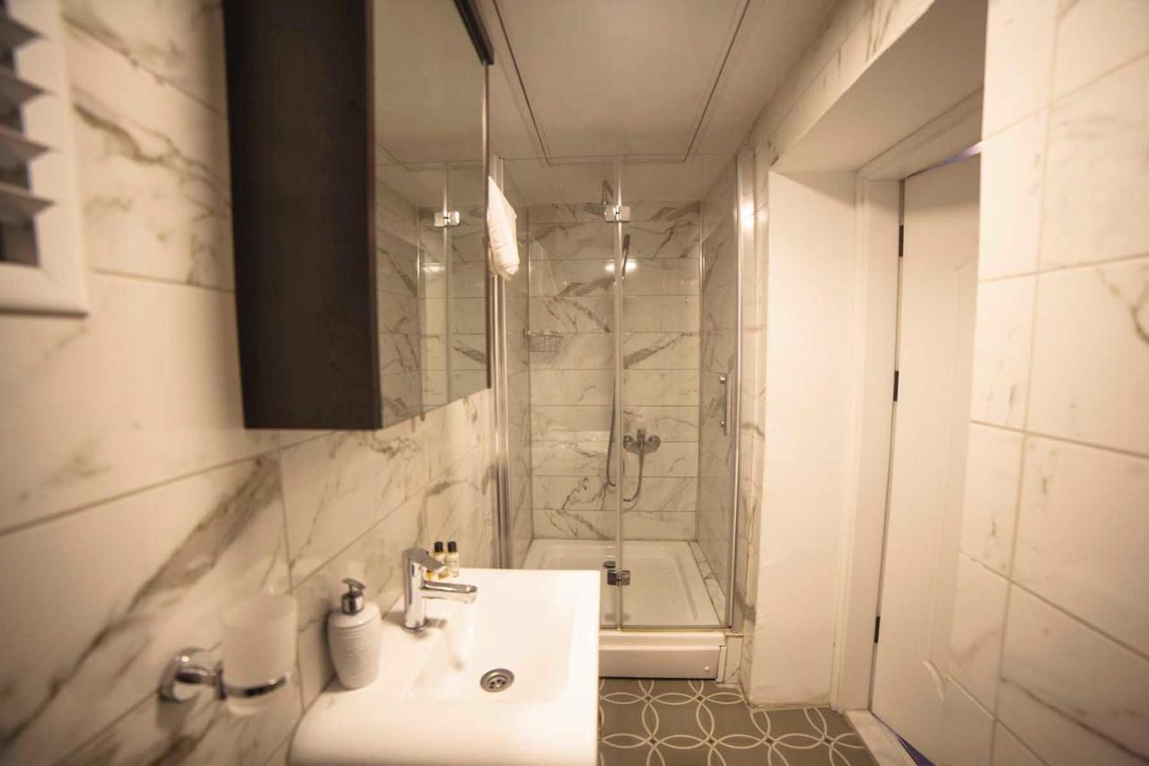 Galata Cicek Suites Istanbul Ngoại thất bức ảnh